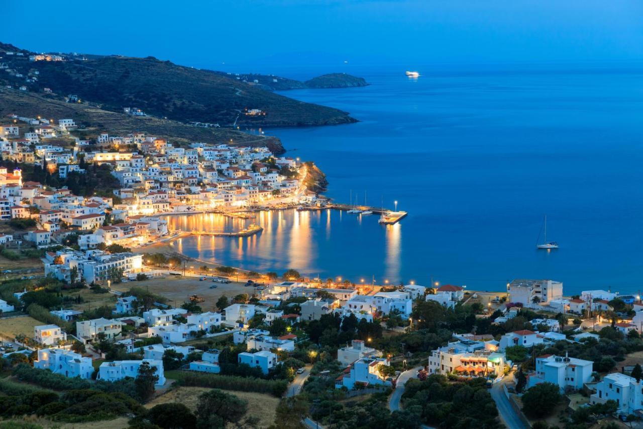 Iliades Luxury Boutique Suites Batsi  Bagian luar foto