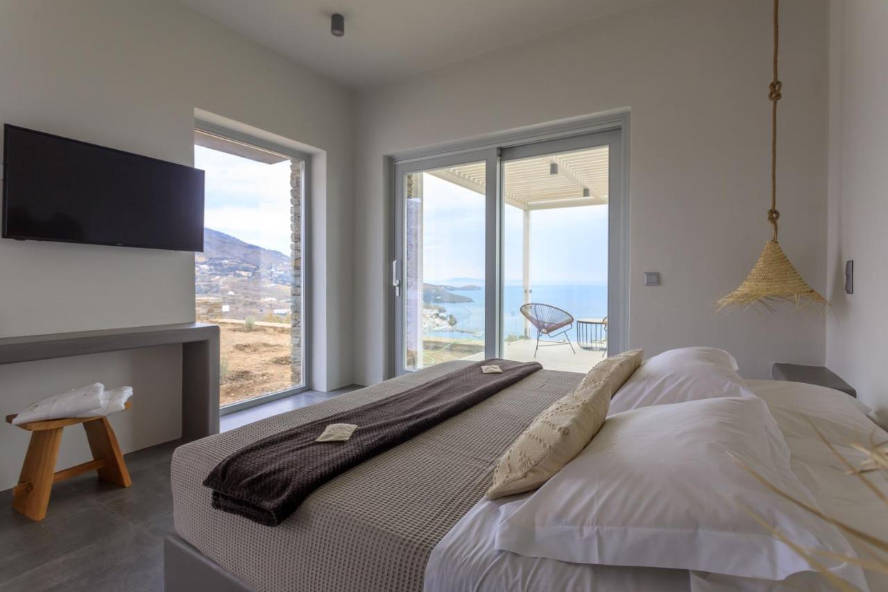 Iliades Luxury Boutique Suites Batsi  Bagian luar foto