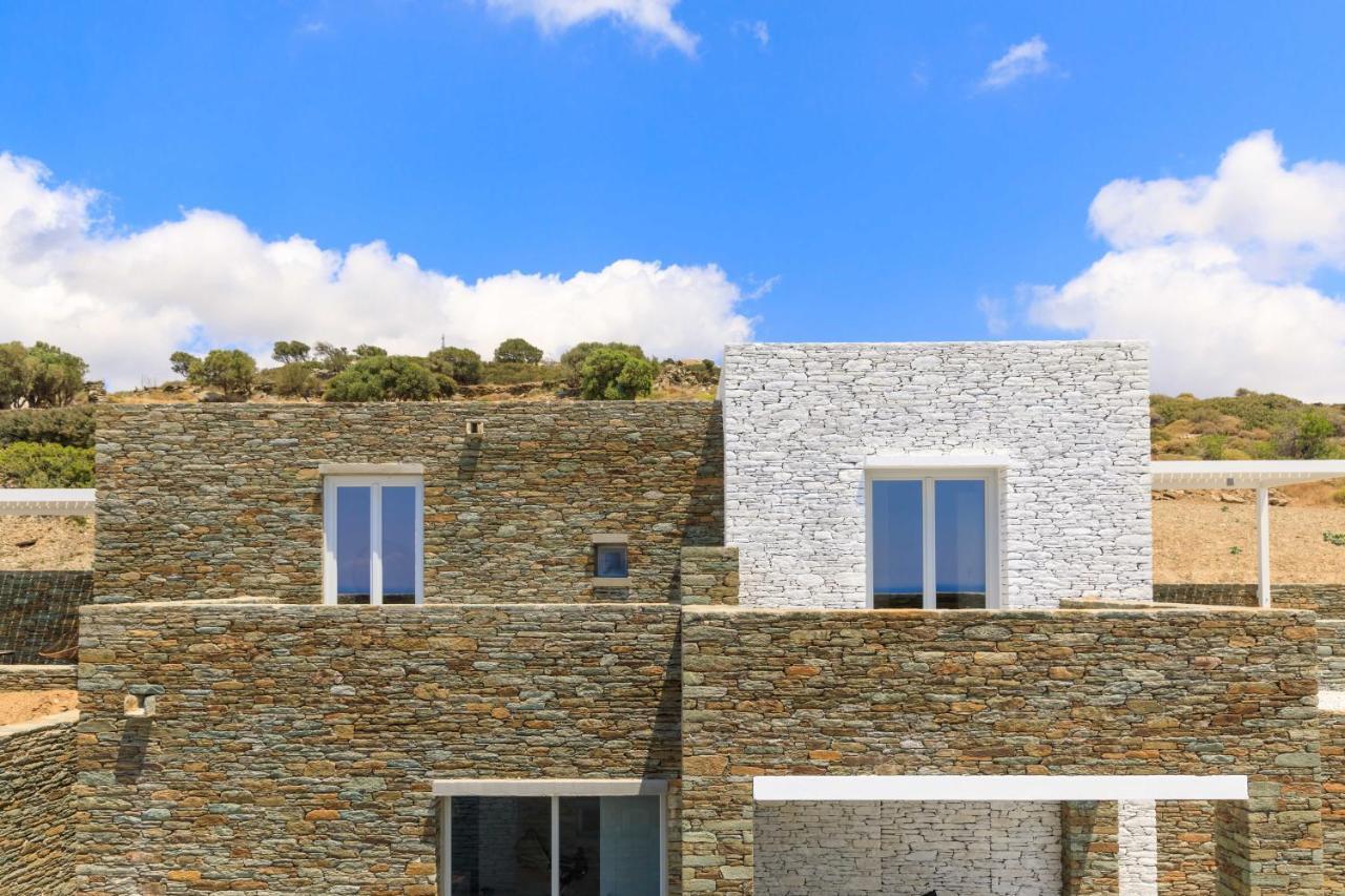 Iliades Luxury Boutique Suites Batsi  Bagian luar foto