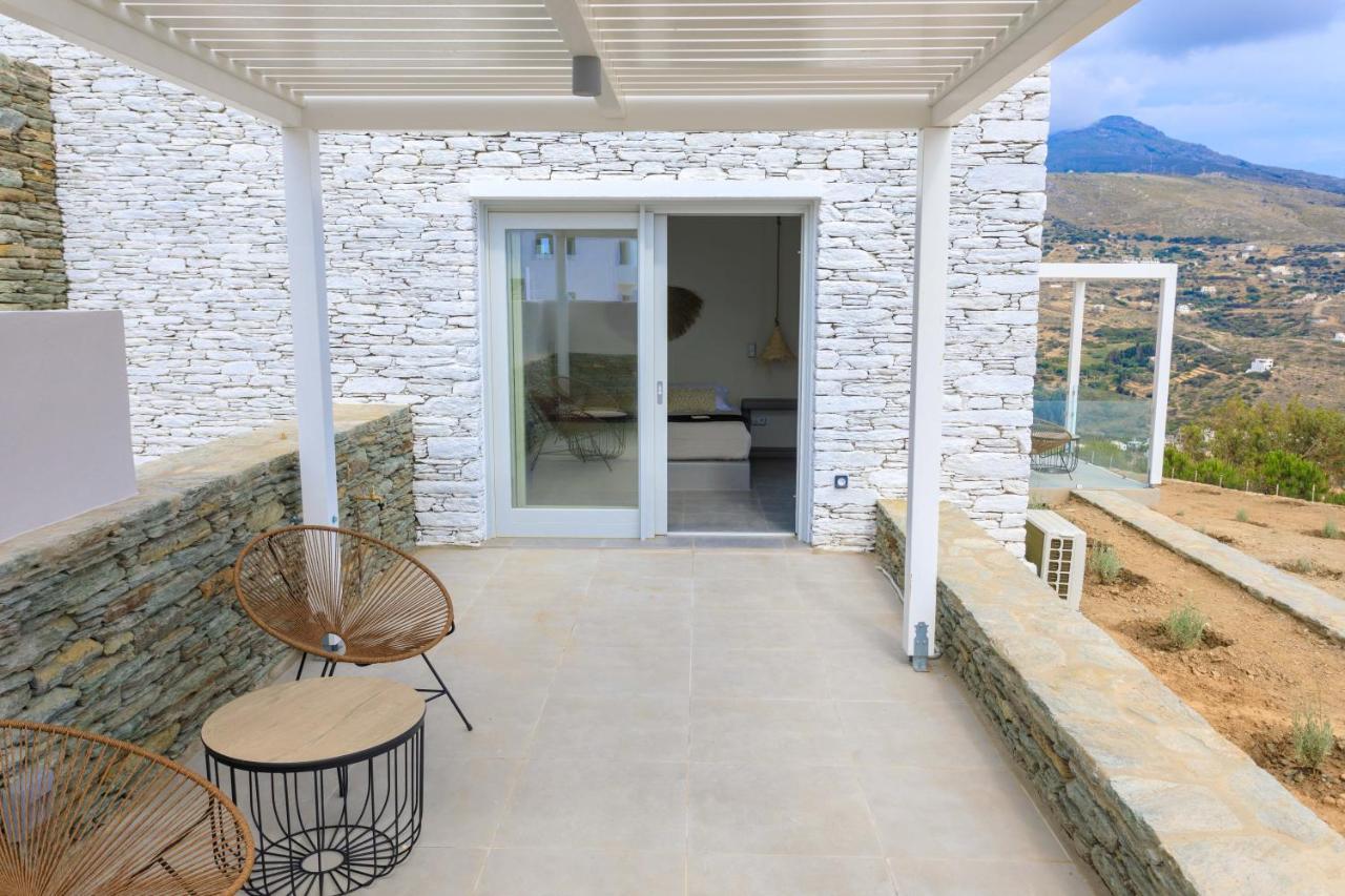 Iliades Luxury Boutique Suites Batsi  Bagian luar foto
